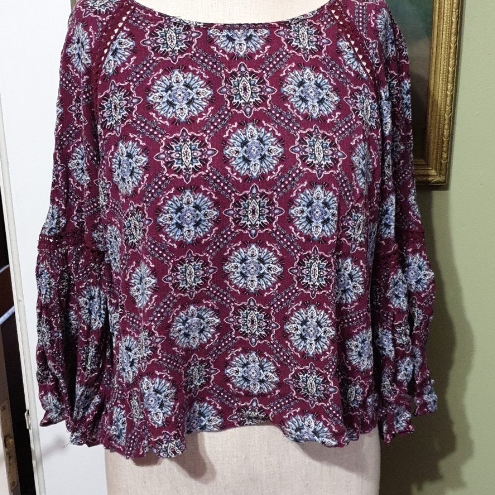 Forever 21 boho crop top Bell sleeves